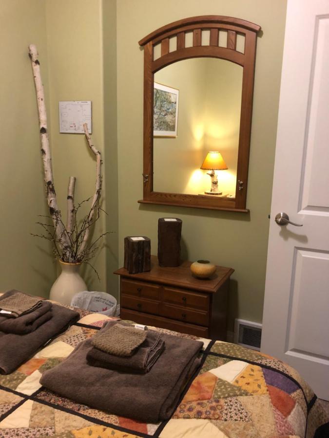 Pebble Springs Bnb Grand Beach Exteriör bild