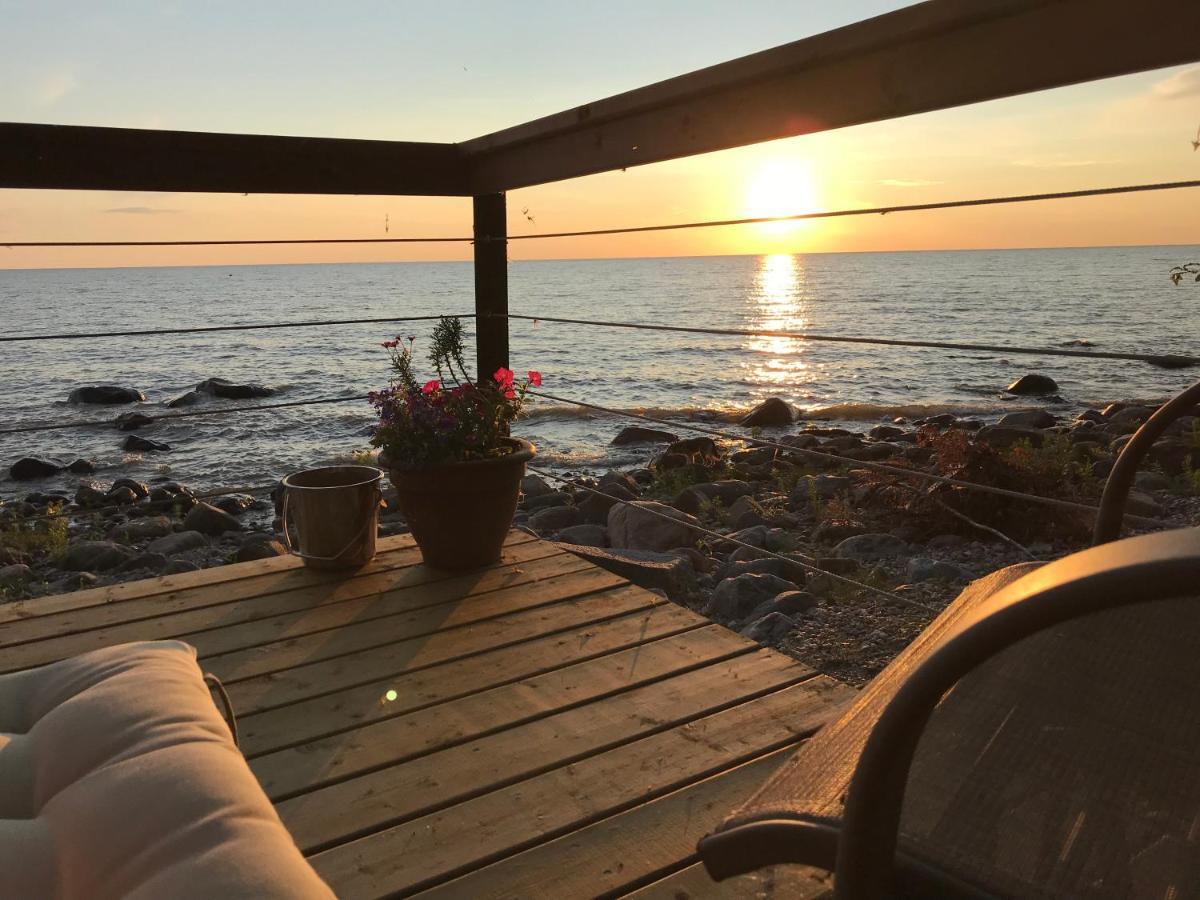 Pebble Springs Bnb Grand Beach Exteriör bild
