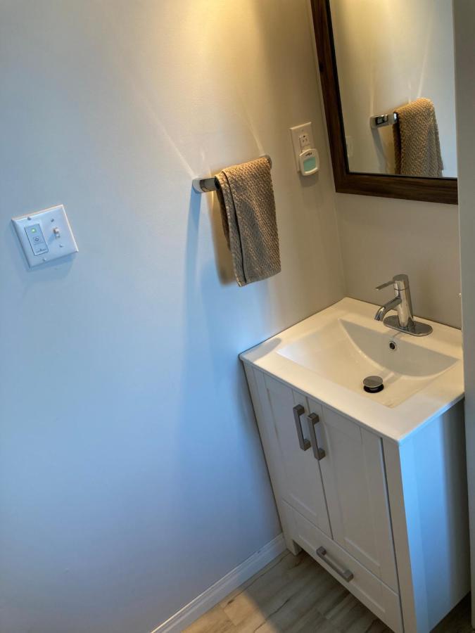 Pebble Springs Bnb Grand Beach Exteriör bild
